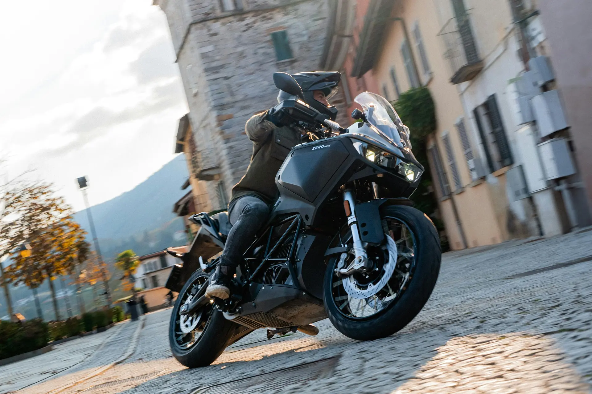 ZERO DSR/X electric adventure